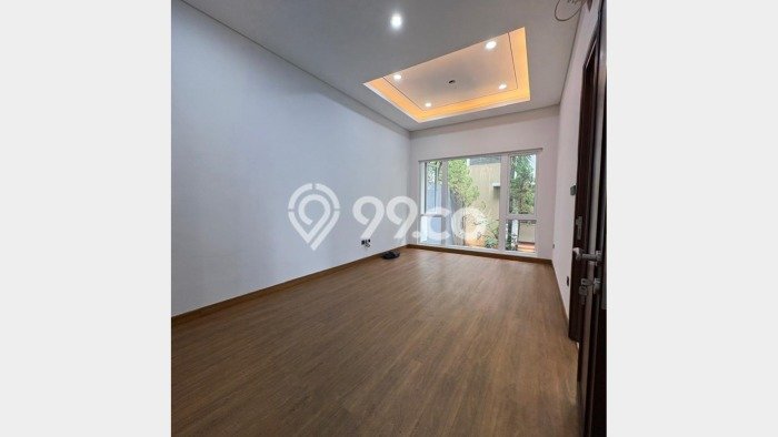 Dijual Rumah Premium dengan Fasilitas Sekitar Lengkap di BSD, Tangerang Selatan Dijual Rumah Premium dengan Fasilitas Sekitar Lengkap di BSD, Tangerang Selatan
