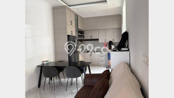 Rumah Modern Cantik 3 Kamar Bisa Langsung Pindah di BSD Rumah Modern Cantik 3 Kamar Bisa Langsung Pindah di BSD