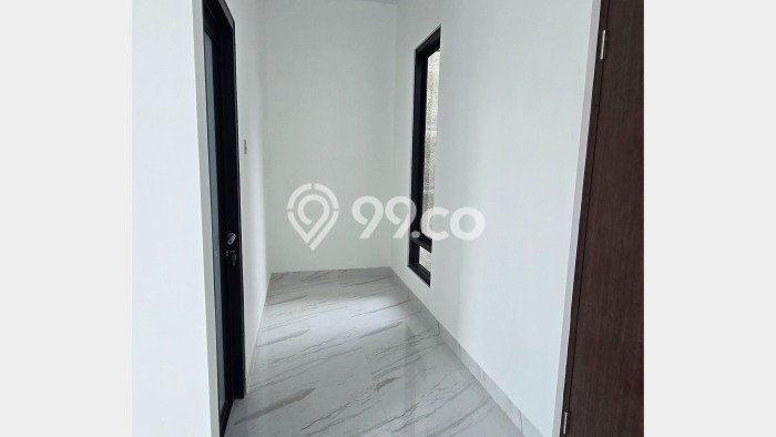 Dijual Rumah Luas Elegan Dengan View Eksklusif di Meruya, Jakarta Barat Dijual Rumah Luas Elegan Dengan View Eksklusif di Meruya, Jakarta Barat