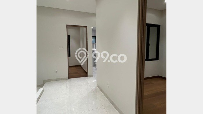 For Sale Rumah Mewah Exclusive di BSD, Tangerang Selatan For Sale Rumah Mewah Exclusive di BSD, Tangerang Selatan