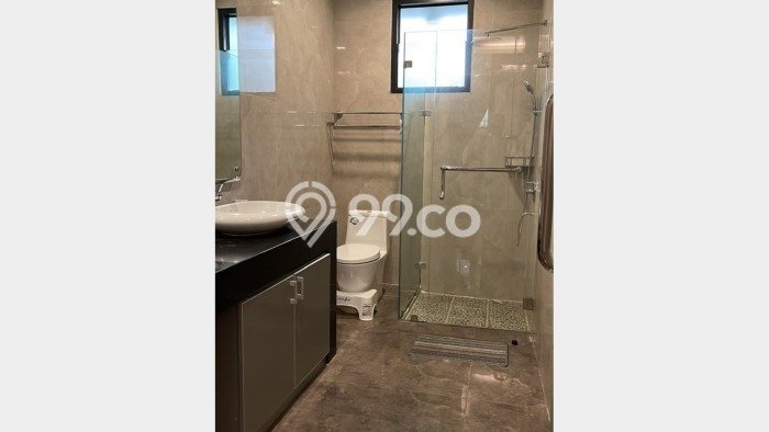 Dijual Hunian Mewah dengan Fasilitas Sekitar Lengkap di BSD, Tangerang Selatan Dijual Hunian Mewah dengan Fasilitas Sekitar Lengkap di BSD, Tangerang Selatan