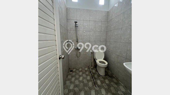 Rumah Elit Modern Siap Huni di Alam Sutera Tangerang Rumah Elit Modern Siap Huni di Alam Sutera Tangerang