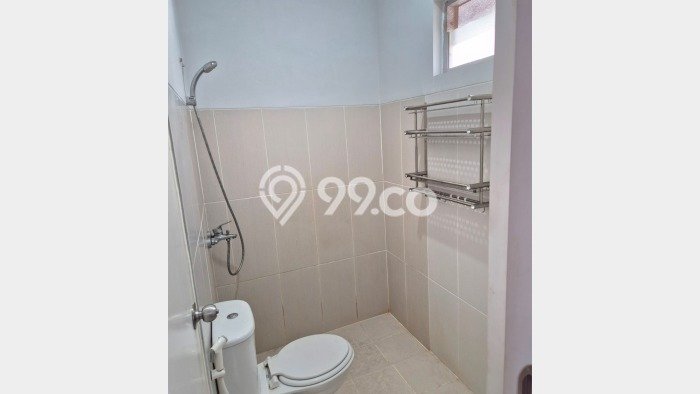 Jual Rumah Eksklusif 3 KT di Gading Serpong, Tangerang Jual Rumah Eksklusif 3 KT di Gading Serpong, Tangerang