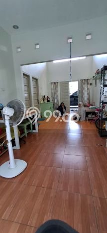 SIAP HUNI! Rumah Asri area Balikpapan Selatan, Luas 150m2m² LB 75m2m² SIAP HUNI! Rumah Asri area Balikpapan Selatan, Luas 150m2m² LB 75m2m²