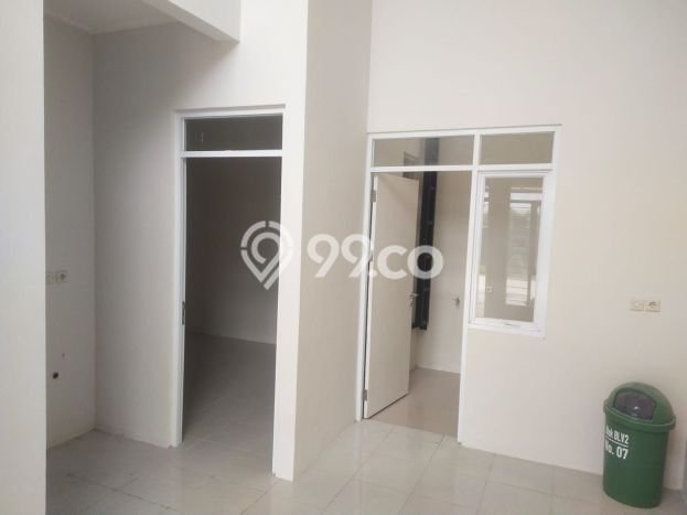 BEST LOCATION! Rumah di Parung Panjang, Akses ke Stasiun, 2 KT, LT 72m2m² Bangunan 45m2m² BEST LOCATION! Rumah di Parung Panjang, Akses ke Stasiun, 2 KT, LT 72m2m² Bangunan 45m2m²