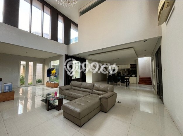 Rumah Eksklusif Siap Huni LT 541m2 di Sambikerep, Surabaya Rumah Eksklusif Siap Huni LT 541m2 di Sambikerep, Surabaya