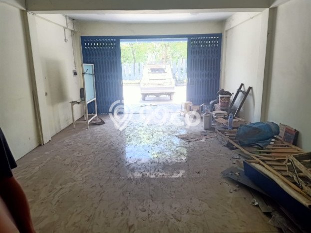 Disewakan Ruko komersial di Kenjeran luas bangunan 300m2 Disewakan Ruko komersial di Kenjeran luas bangunan 300m2