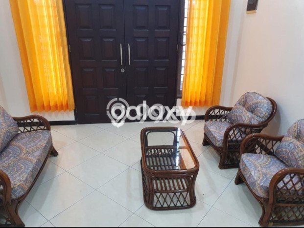 Lokasi strategis! Rumah siap pakai dikontrakkan di Mulyorejo LB 182m2 Lokasi strategis! Rumah siap pakai dikontrakkan di Mulyorejo LB 182m2