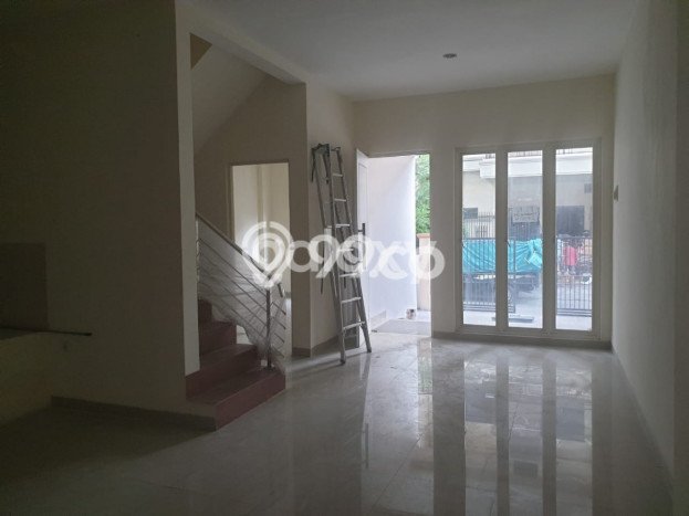 Jual Rumah Strategis Bagus Punya 3 KT di Mulyorejo Surabaya SHM Jual Rumah Strategis Bagus Punya 3 KT di Mulyorejo Surabaya SHM