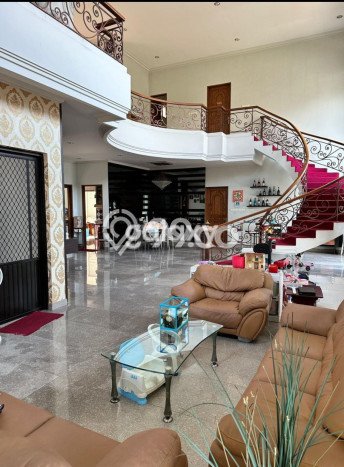 Hunian Eksklusif Dijual LT 621m2 di Sukolilo, Surabaya Hunian Eksklusif Dijual LT 621m2 di Sukolilo, Surabaya