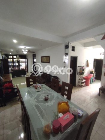 Rumah Modern Minimalis 4 KT Siap Huni di Tambaksari Rumah Modern Minimalis 4 KT Siap Huni di Tambaksari