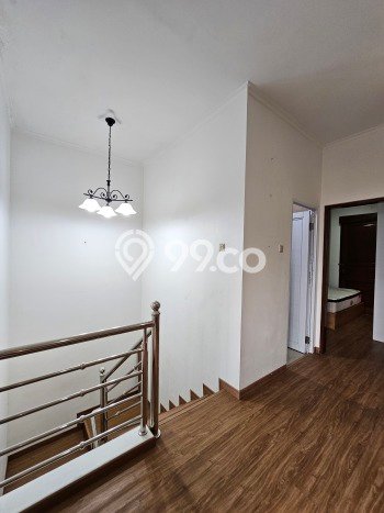 Rumah Mewah LB 95m2 Siap Pakai Desain Elegan di Puri Media, Jakarta Barat Rumah Mewah LB 95m2 Siap Pakai Desain Elegan di Puri Media, Jakarta Barat