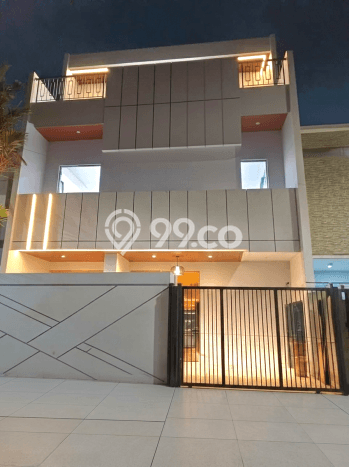Rumah Mewah LB 295m2 Siap Pakai Desain Elegan di Cengkareng Barat, Jakarta Barat Rumah Mewah LB 295m2 Siap Pakai Desain Elegan di Cengkareng Barat, Jakarta Barat