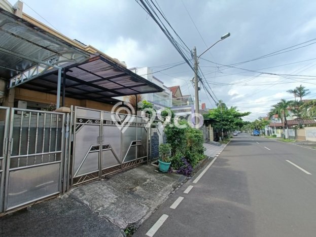 Rumah Luxury Modern Siap Huni di Semanan Jakarta Barat Rumah Luxury Modern Siap Huni di Semanan Jakarta Barat