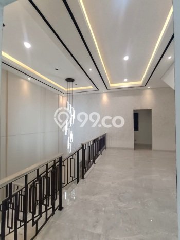 Rumah Mewah LB 295m2 Siap Pakai Desain Elegan di Cengkareng Barat, Jakarta Barat Rumah Mewah LB 295m2 Siap Pakai Desain Elegan di Cengkareng Barat, Jakarta Barat