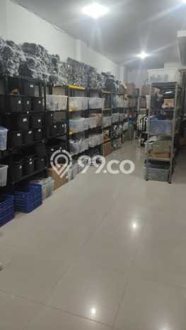 Ruko Dijual di Prime Area Jakarta Barat Luas 240m2 Ruko Dijual di Prime Area Jakarta Barat Luas 240m2