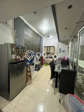 Rumah Elit LB 225m2 Siap Pakai Desain Elegan di Tomang, Jakarta Barat Rumah Elit LB 225m2 Siap Pakai Desain Elegan di Tomang, Jakarta Barat