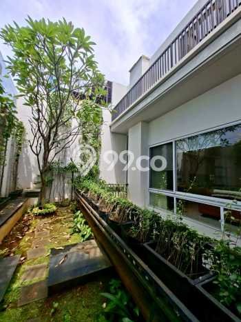 Rumah LT 377m² Lokasi Premium di Kawasan Elite Menteng, Jakarta Pusat Rumah LT 377m² Lokasi Premium di Kawasan Elite Menteng, Jakarta Pusat