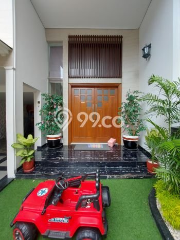 Ready to Use! Premium House LT 114m2 Desain Elegan di Graha Raya Ready to Use! Premium House LT 114m2 Desain Elegan di Graha Raya
