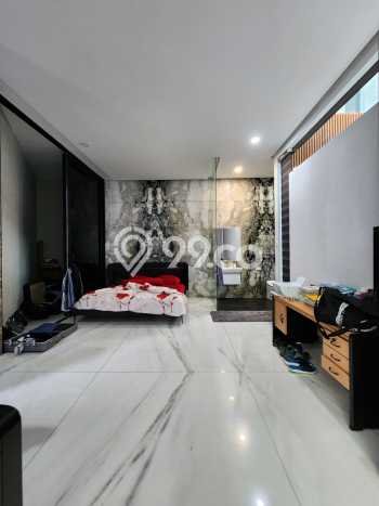 Jual Rumah Luas Elegan Dengan View Cantik di Pondok Indah, Jakarta Selatan Jual Rumah Luas Elegan Dengan View Cantik di Pondok Indah, Jakarta Selatan