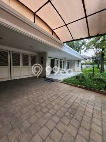 Hunian Mewah LB 389m2 Siap Pakai Desain Elegan di Cipete, Jakarta Selatan Hunian Mewah LB 389m2 Siap Pakai Desain Elegan di Cipete, Jakarta Selatan