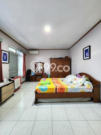 Hot Offer Hunian Premium Ideal dan Luas di Kebayoran Lama, Jakarta Selatan Hot Offer Hunian Premium Ideal dan Luas di Kebayoran Lama, Jakarta Selatan