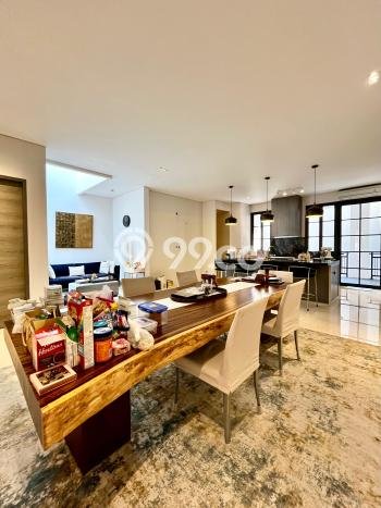 Dijual Rumah Luas Megah Dengan View Cantik di Veteran, Jakarta Selatan Dijual Rumah Luas Megah Dengan View Cantik di Veteran, Jakarta Selatan