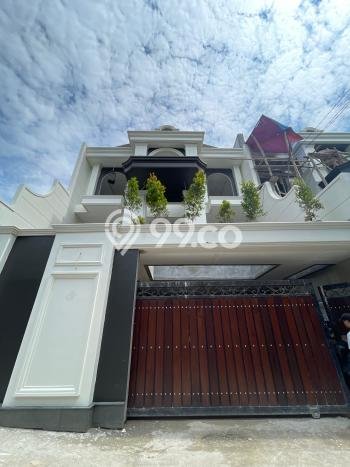 Hot Offer Hunian Premium Ideal dan Luas di Cilandak, Jakarta Selatan Hot Offer Hunian Premium Ideal dan Luas di Cilandak, Jakarta Selatan