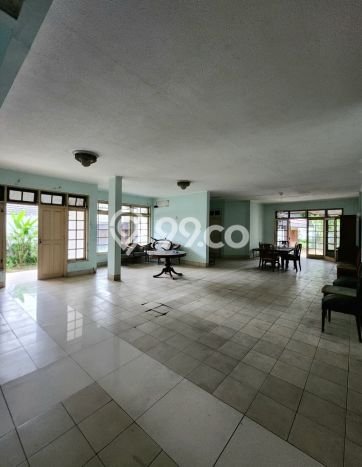 Rumah Elit Modern Tanpa Renovasi di Kemang Jakarta Selatan Rumah Elit Modern Tanpa Renovasi di Kemang Jakarta Selatan