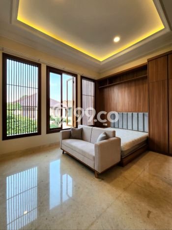 Dijual Rumah Luas Elegan Dengan View Cantik di Kemang, Jakarta Selatan Dijual Rumah Luas Elegan Dengan View Cantik di Kemang, Jakarta Selatan