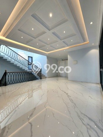 Rumah Eksklusif Dijual LT 330m2 di Cilandak, Jakarta Selatan Rumah Eksklusif Dijual LT 330m2 di Cilandak, Jakarta Selatan