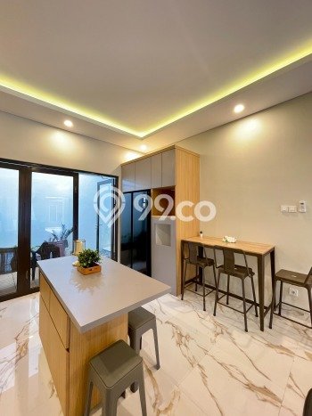 Dijual Rumah Luas Megah Dengan View Eksklusif di Rempoa, Tangerang Selatan Dijual Rumah Luas Megah Dengan View Eksklusif di Rempoa, Tangerang Selatan
