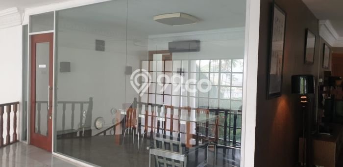 Rumah Elit Modern Tanpa Renovasi di Cipete Jakarta Selatan Rumah Elit Modern Tanpa Renovasi di Cipete Jakarta Selatan