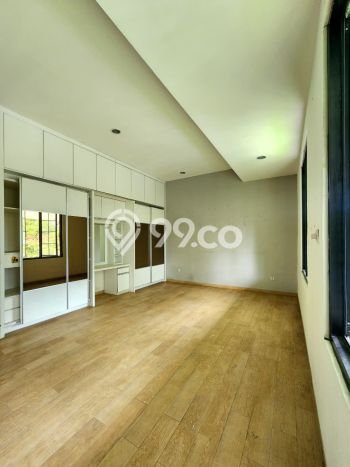 Dijual Rumah Mewah Megah Dengan View Eksklusif di Pondok Indah, Jakarta Selatan Dijual Rumah Mewah Megah Dengan View Eksklusif di Pondok Indah, Jakarta Selatan