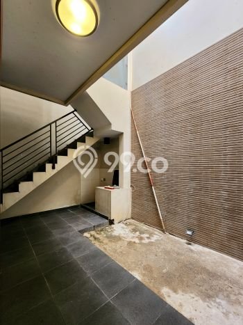 Hunian Mewah LB 200m2 Siap Pakai Desain Elegan di Pondok Indah, Jakarta Selatan Hunian Mewah LB 200m2 Siap Pakai Desain Elegan di Pondok Indah, Jakarta Selatan