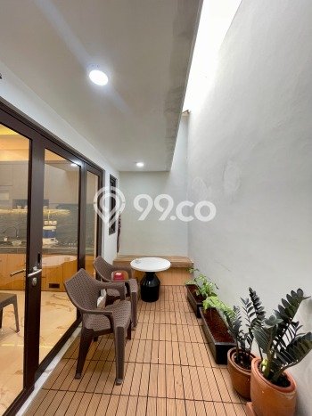 Dijual Rumah Luas Megah Dengan View Eksklusif di Rempoa, Tangerang Selatan Dijual Rumah Luas Megah Dengan View Eksklusif di Rempoa, Tangerang Selatan