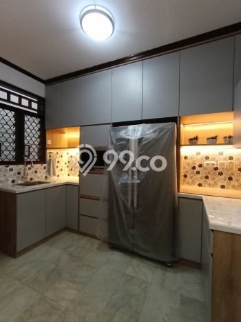 Dijual Rumah Luas Elegan Dengan View Cantik di Cipete, Jakarta Selatan Dijual Rumah Luas Elegan Dengan View Cantik di Cipete, Jakarta Selatan