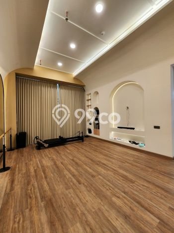 Dijual! Kantor di Kemang Jakarta Selatan LT 2400m2 / LB 10000m2 Kawasan Bisnis Dijual! Kantor di Kemang Jakarta Selatan LT 2400m2 / LB 10000m2 Kawasan Bisnis