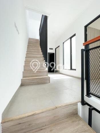 Rumah Modern Minimalis 3 KT Bisa Langsung Pindah di Jagakarsa Rumah Modern Minimalis 3 KT Bisa Langsung Pindah di Jagakarsa