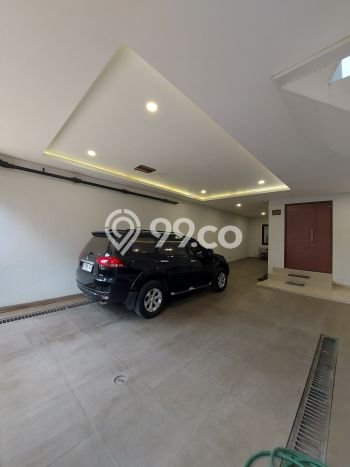 Siap Huni Hunian Elit 4 Kamar di Kebayoran Lama Dekat ke Mana Pun Siap Huni Hunian Elit 4 Kamar di Kebayoran Lama Dekat ke Mana Pun