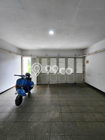 Hot Offer Hunian Premium Ideal dan Luas di Kebayoran Lama, Jakarta Selatan Hot Offer Hunian Premium Ideal dan Luas di Kebayoran Lama, Jakarta Selatan
