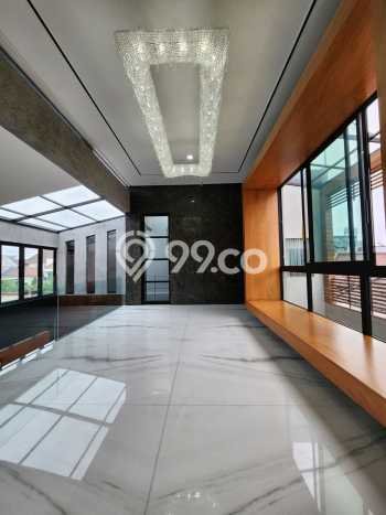 Jual Rumah Luas Elegan Dengan View Cantik di Pondok Indah, Jakarta Selatan Jual Rumah Luas Elegan Dengan View Cantik di Pondok Indah, Jakarta Selatan
