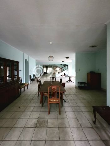 Rumah Elit Modern Tanpa Renovasi di Kemang Jakarta Selatan Rumah Elit Modern Tanpa Renovasi di Kemang Jakarta Selatan