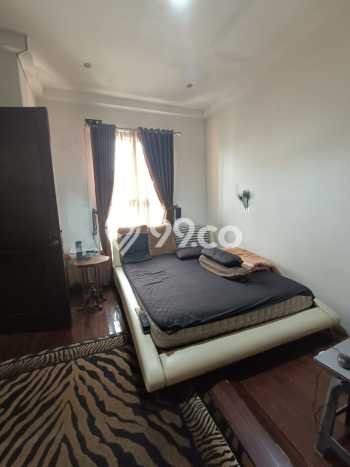 For Sale! Premium House LT 164m2 Desain Elegan di Cirendeu For Sale! Premium House LT 164m2 Desain Elegan di Cirendeu