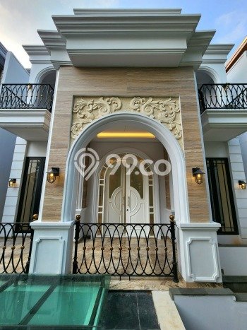 Rumah Eksklusif Dijual LT 330m2 di Cilandak, Jakarta Selatan Rumah Eksklusif Dijual LT 330m2 di Cilandak, Jakarta Selatan