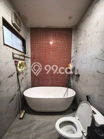Ready to Use! Luxury House LT 185m2 Desain Elegan di Terogong Ready to Use! Luxury House LT 185m2 Desain Elegan di Terogong