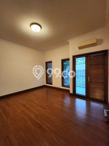 Sewa Rumah Nyaman LT 1300m2 / LB 1000m2 di Pondok Pinang, Jakarta Selatan Sewa Rumah Nyaman LT 1300m2 / LB 1000m2 di Pondok Pinang, Jakarta Selatan