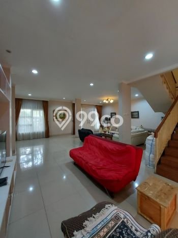 Ready to Use! Luxury House LT 255m2 Desain Elegan di Bintaro Ready to Use! Luxury House LT 255m2 Desain Elegan di Bintaro