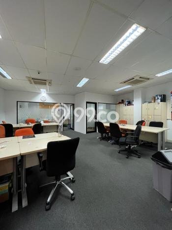 Unit Kantor Dijual di Mampang Prapatan Jakarta Selatan Luas Tanah 323m2, Luas Bangunan 740m2 Unit Kantor Dijual di Mampang Prapatan Jakarta Selatan Luas Tanah 323m2, Luas Bangunan 740m2