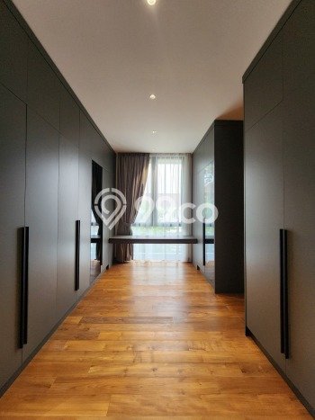 Rumah Elit LB 510m2 Siap Pakai Desain Elegan di Kemang, Jakarta Selatan Rumah Elit LB 510m2 Siap Pakai Desain Elegan di Kemang, Jakarta Selatan